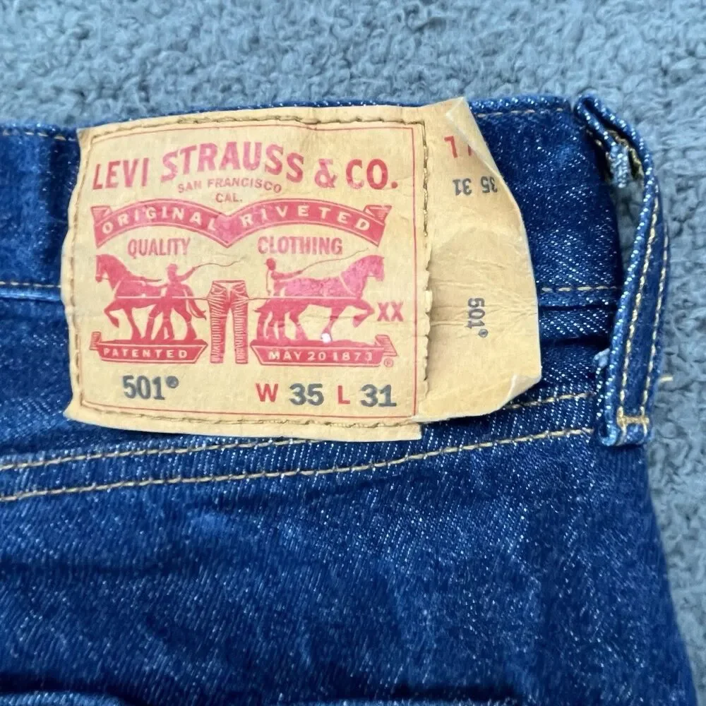 Levis jeans fly